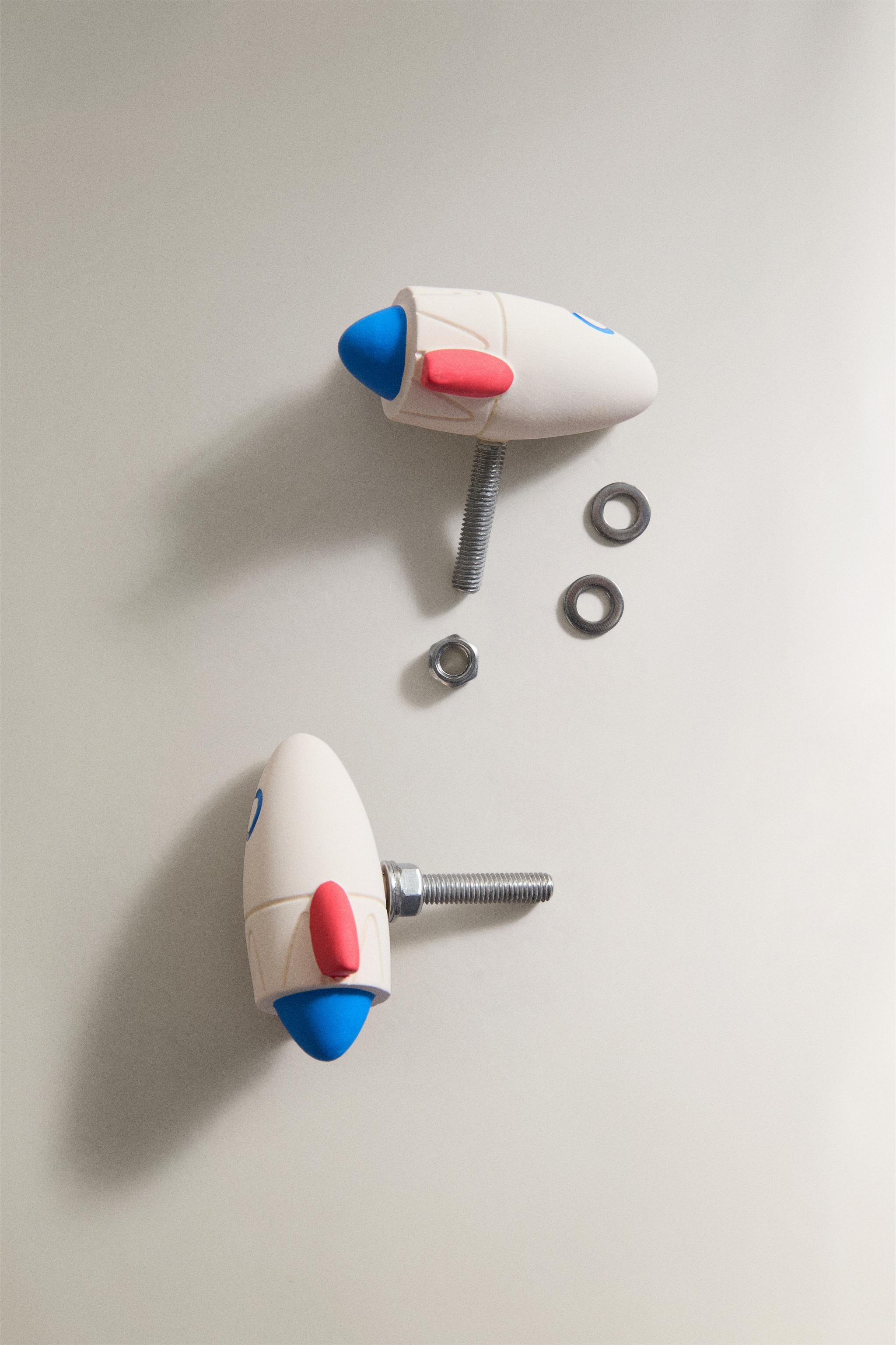 LOT DE 2 BOUTONS ENFANT VAISSEAU SPATIAL